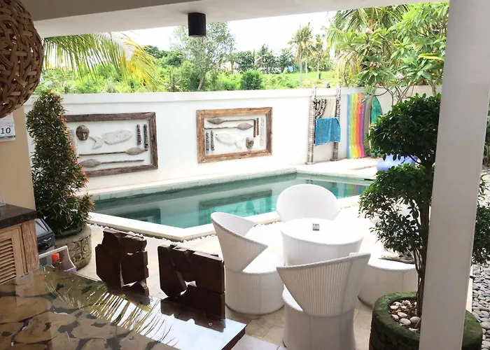- Pererenan " Abalihouse " Canggu (Bali)