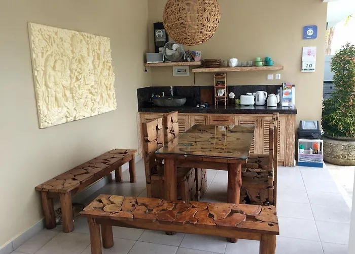 Guest house - Pererenan " Abalihouse "
