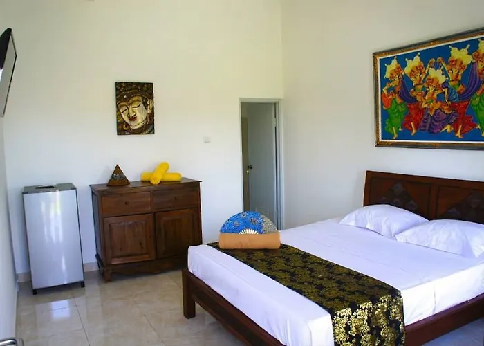 - Pererenan " Abalihouse " 2*