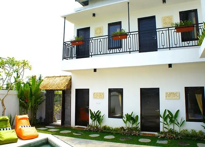 - Pererenan " Abalihouse "